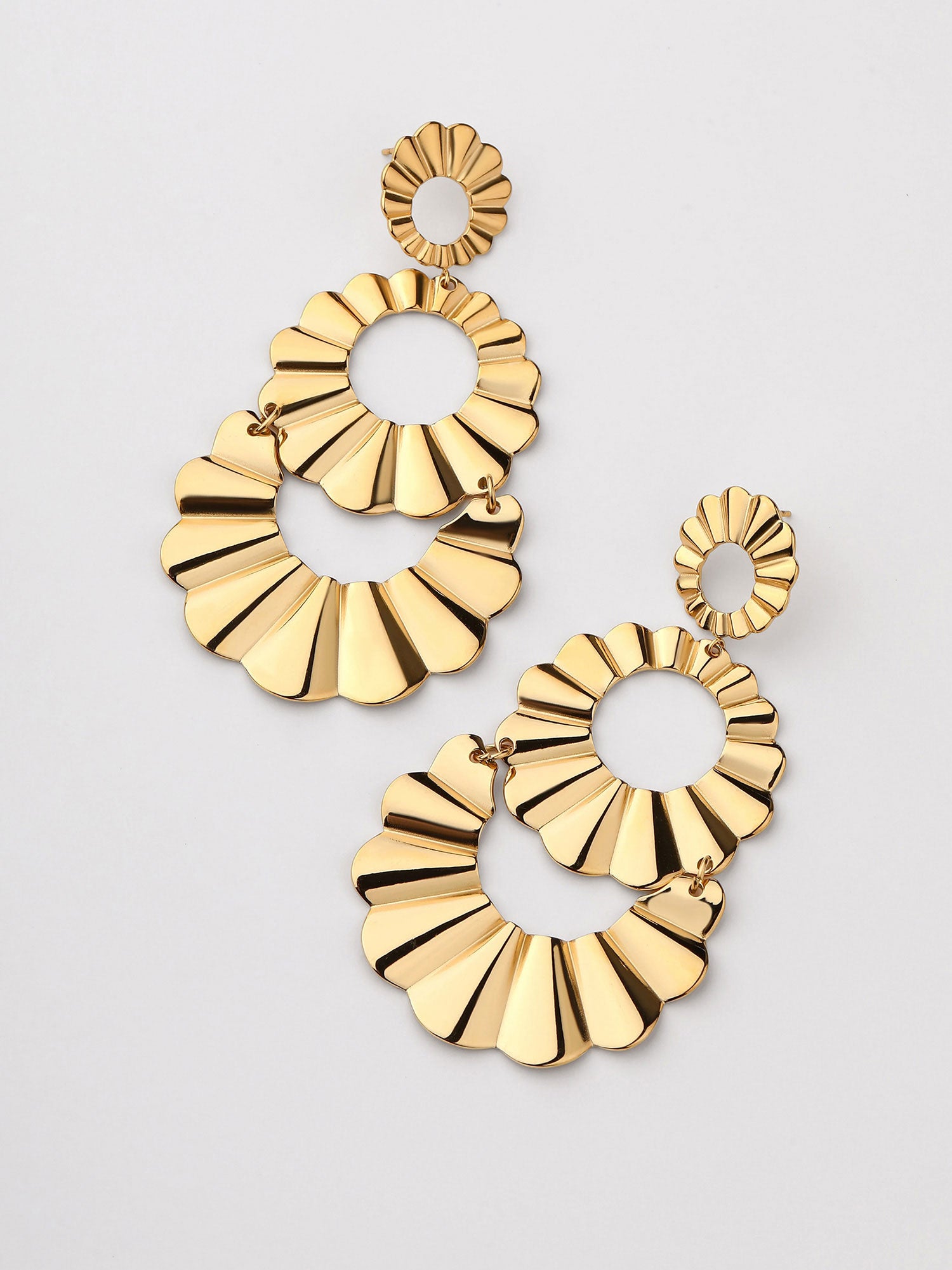 Brincos Pendentes Vesta Dourado Intemporal