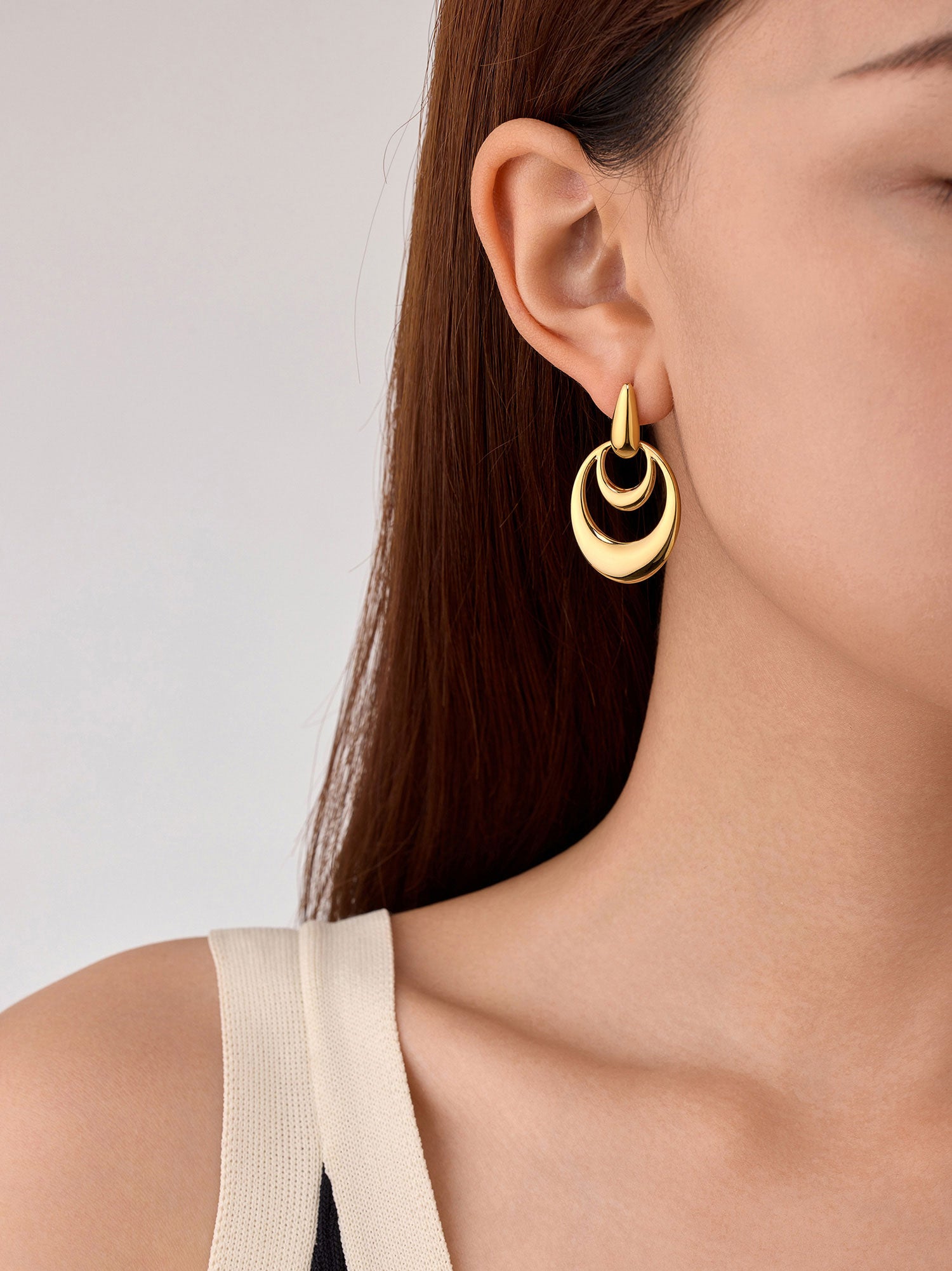 Brincos Argola Pendente Yelva Dourado