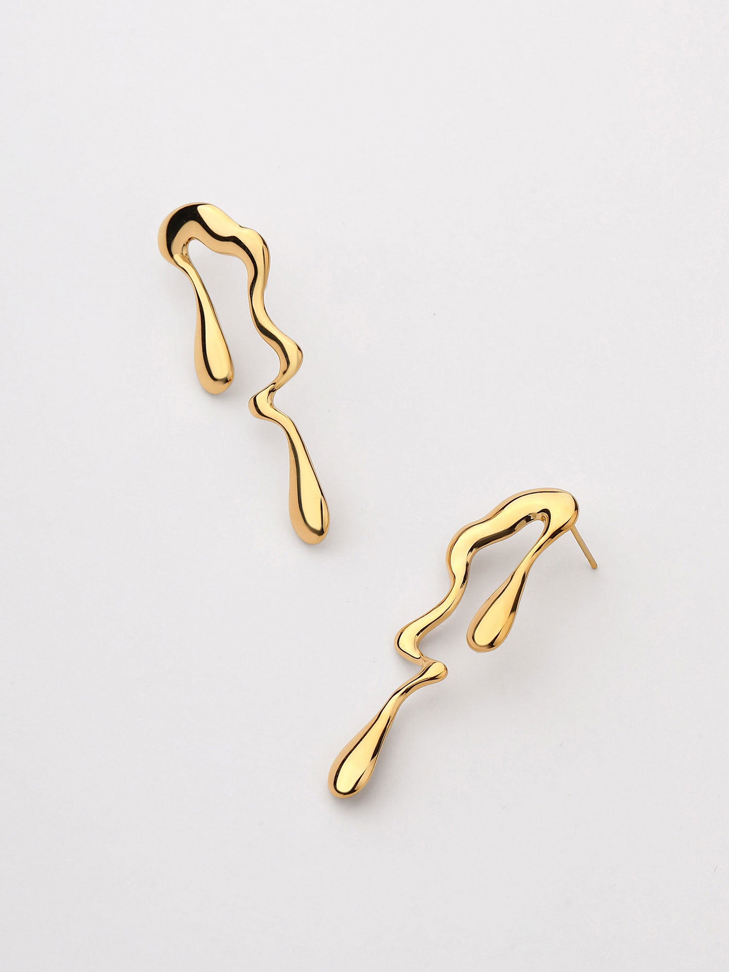 Brincos Formas Orgânicas Vaila Dourado