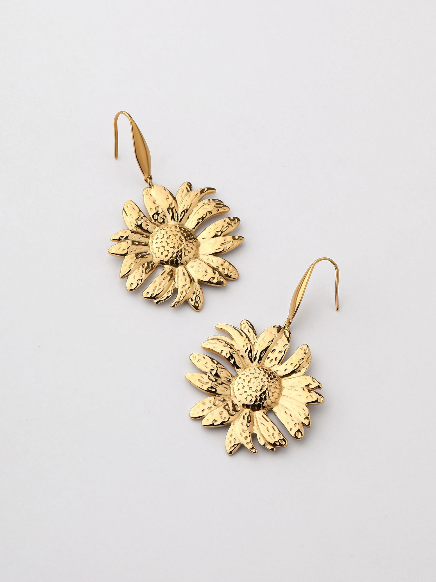 Brincos Flor Zafira Dourado Pendente