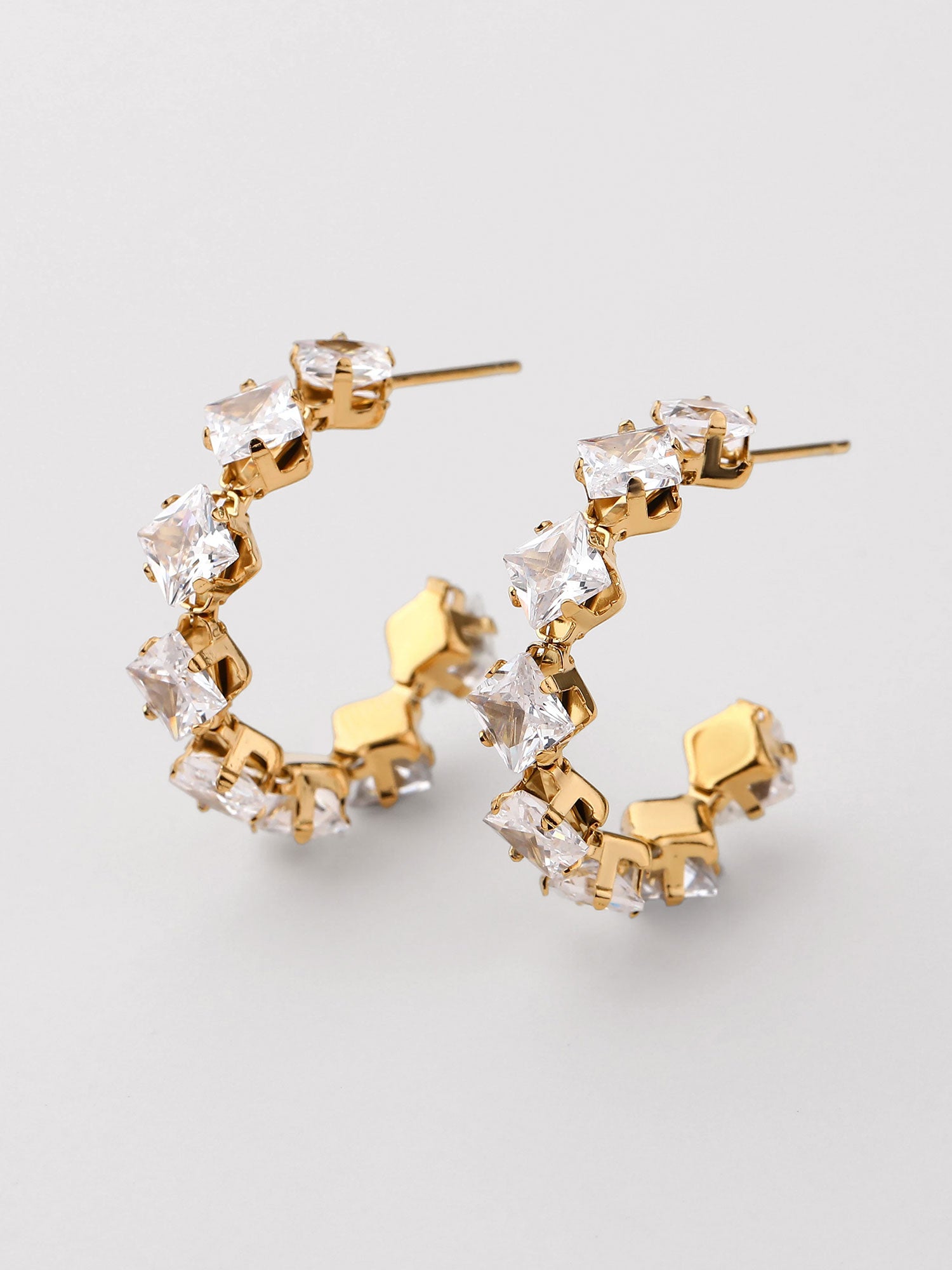 Brincos aro Isla com zircónias brancas