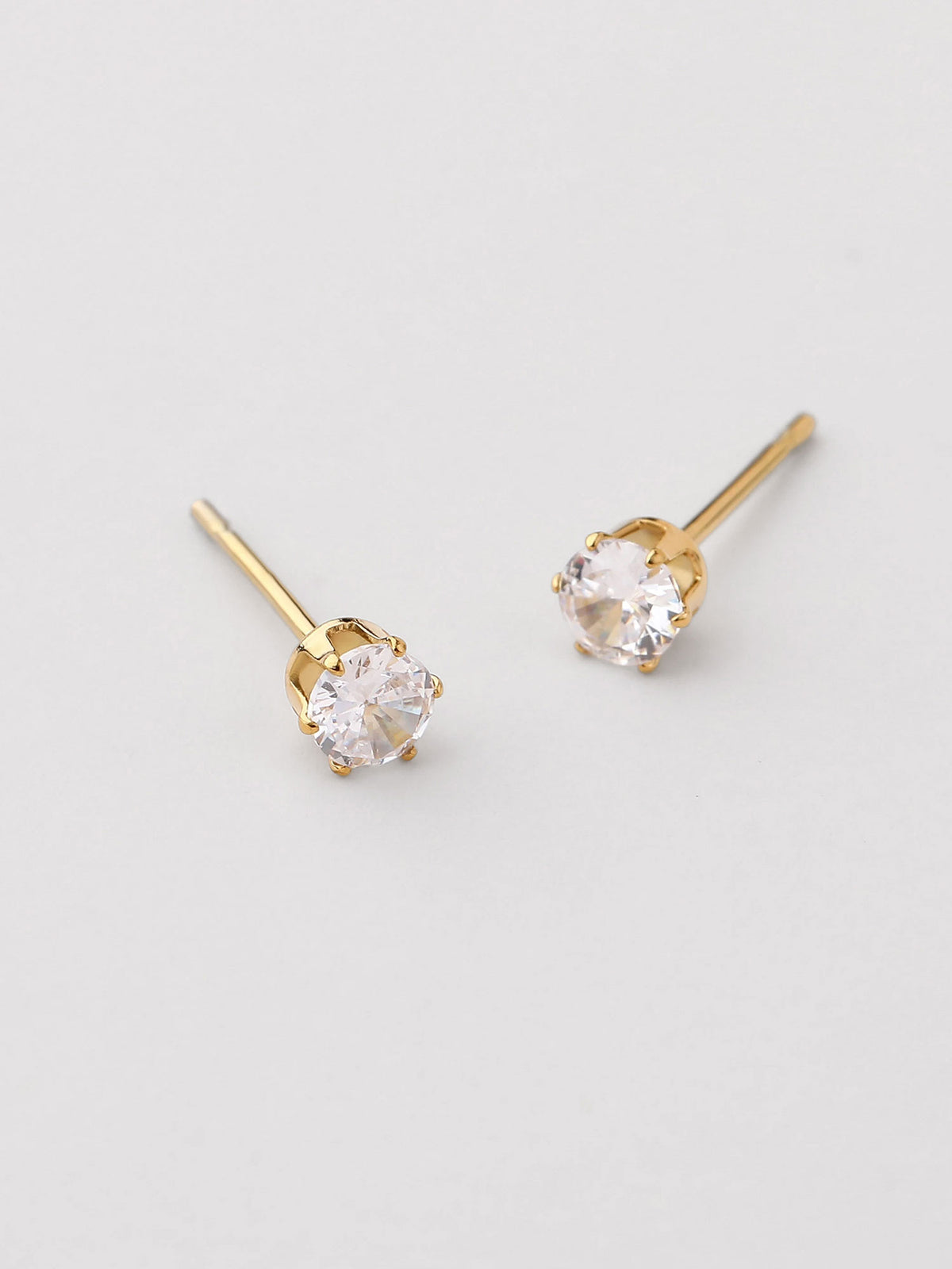 Brincos Olia dourados com zircónias XS