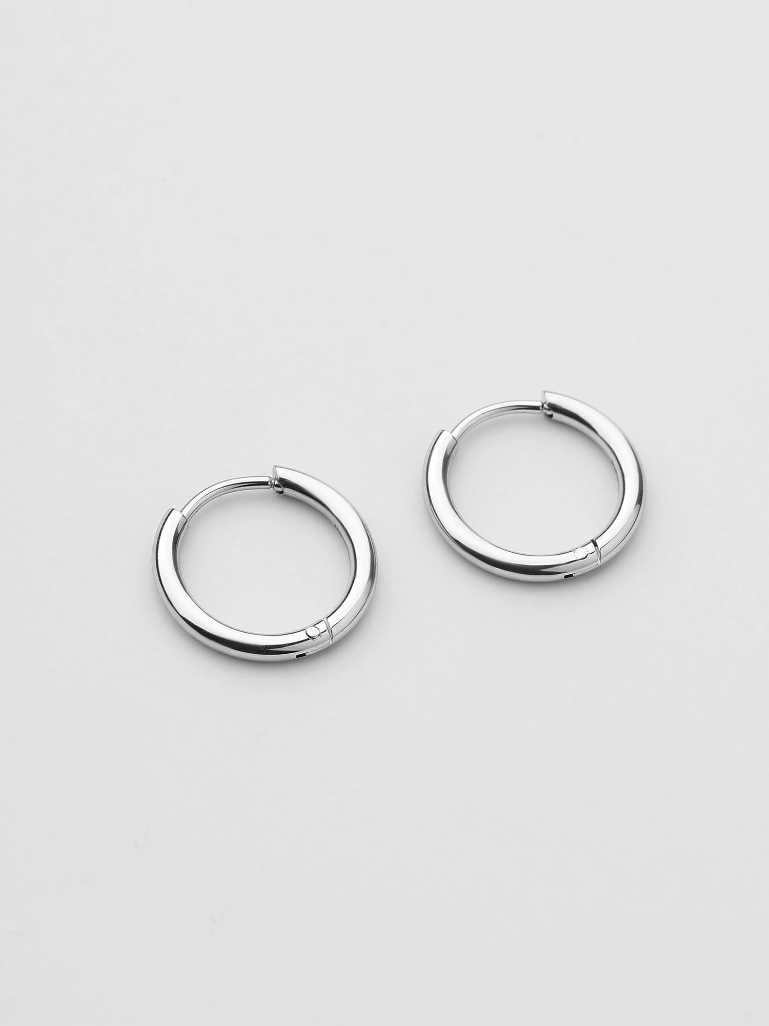 Brincos argola Alma grossos prateados 12mm