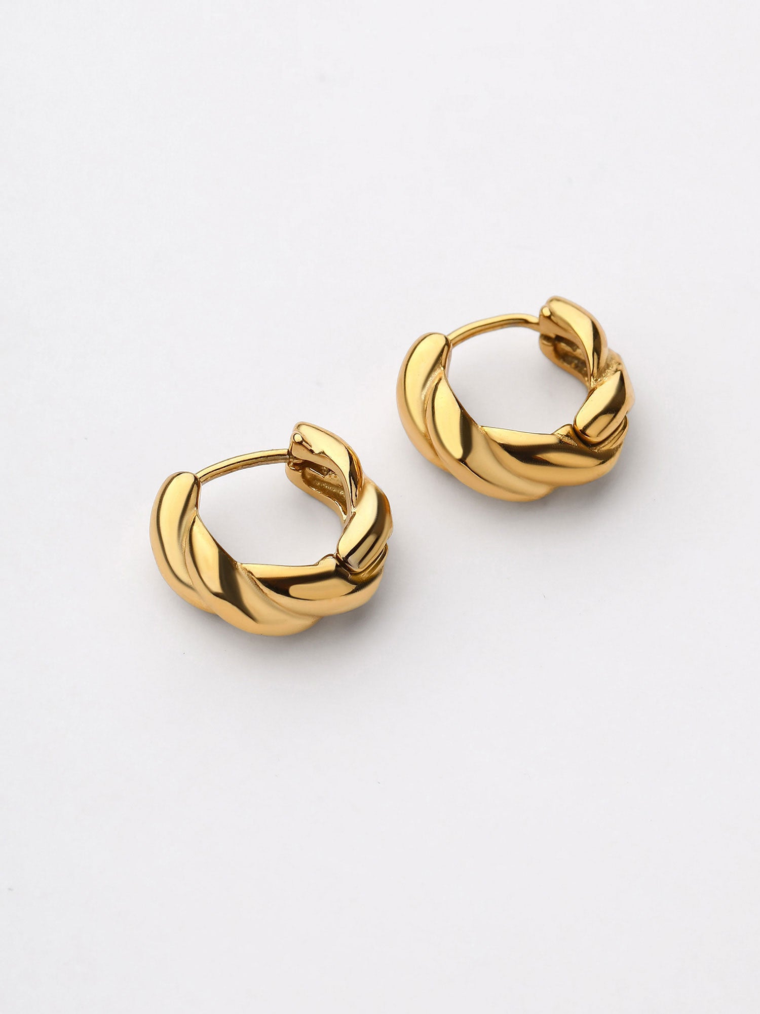Brincos Sable Argola Fechada Dourado