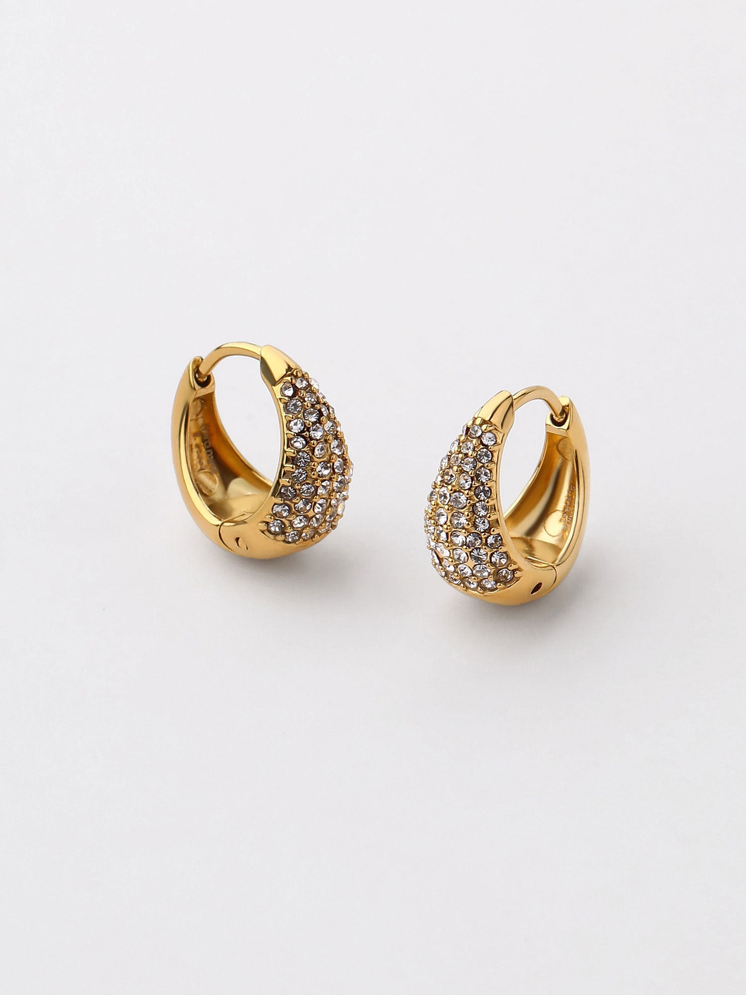 Brincos Saela Argola Zircónias Dourado