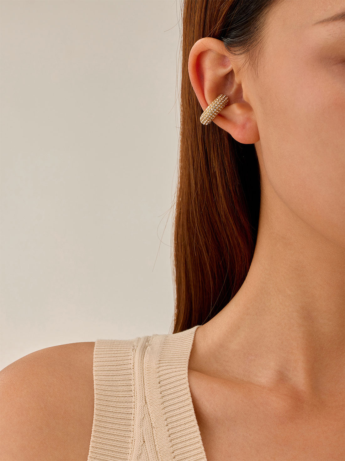 Ear Cuff Cylara Zircónias Dourado