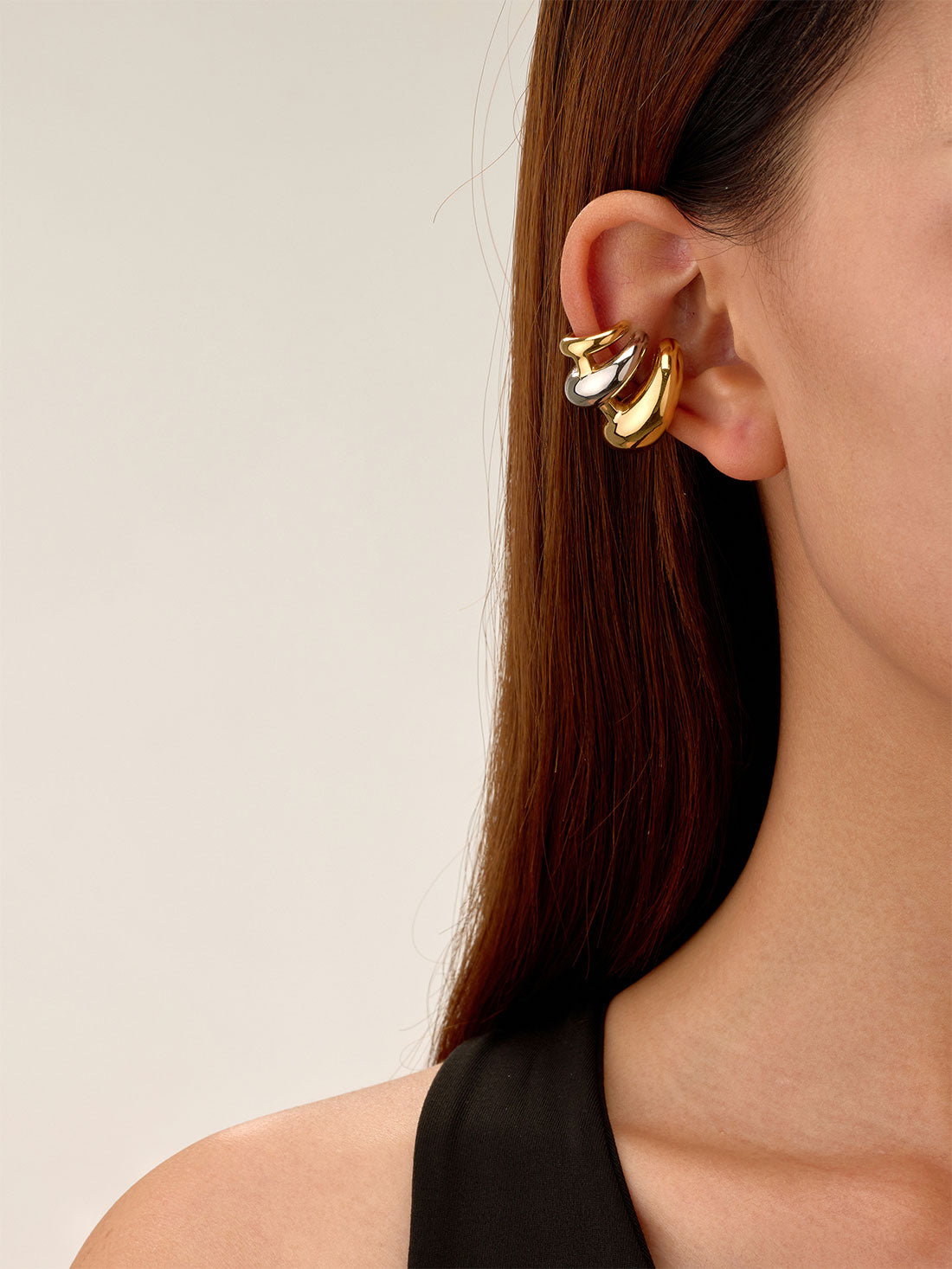Ear Cuff Selyra Dourado