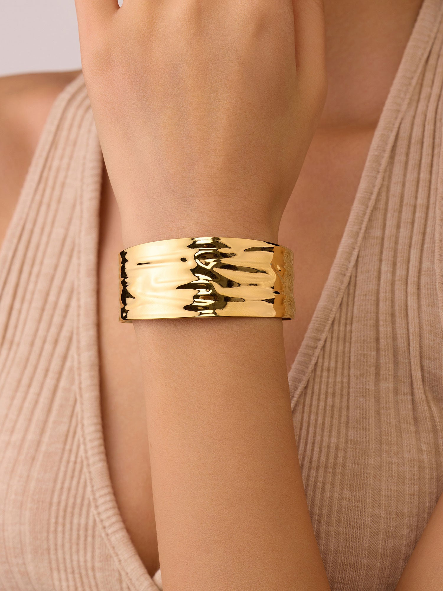 Bracelete grueso acero inoxidable Dourado