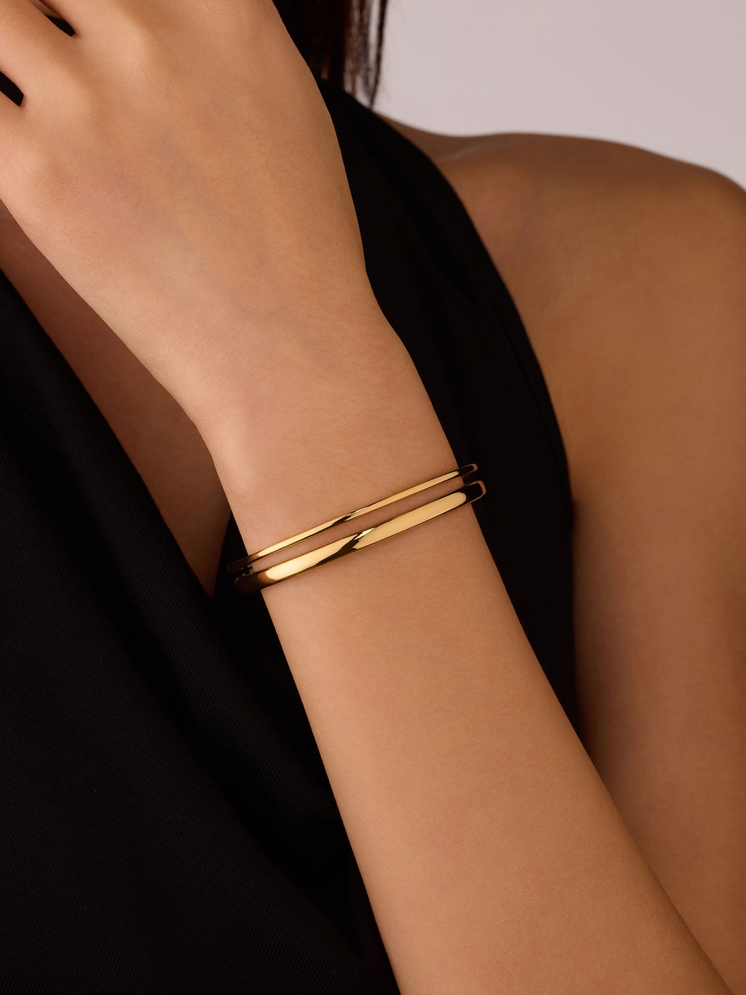 Bracelete duplo camada aberto Dourado