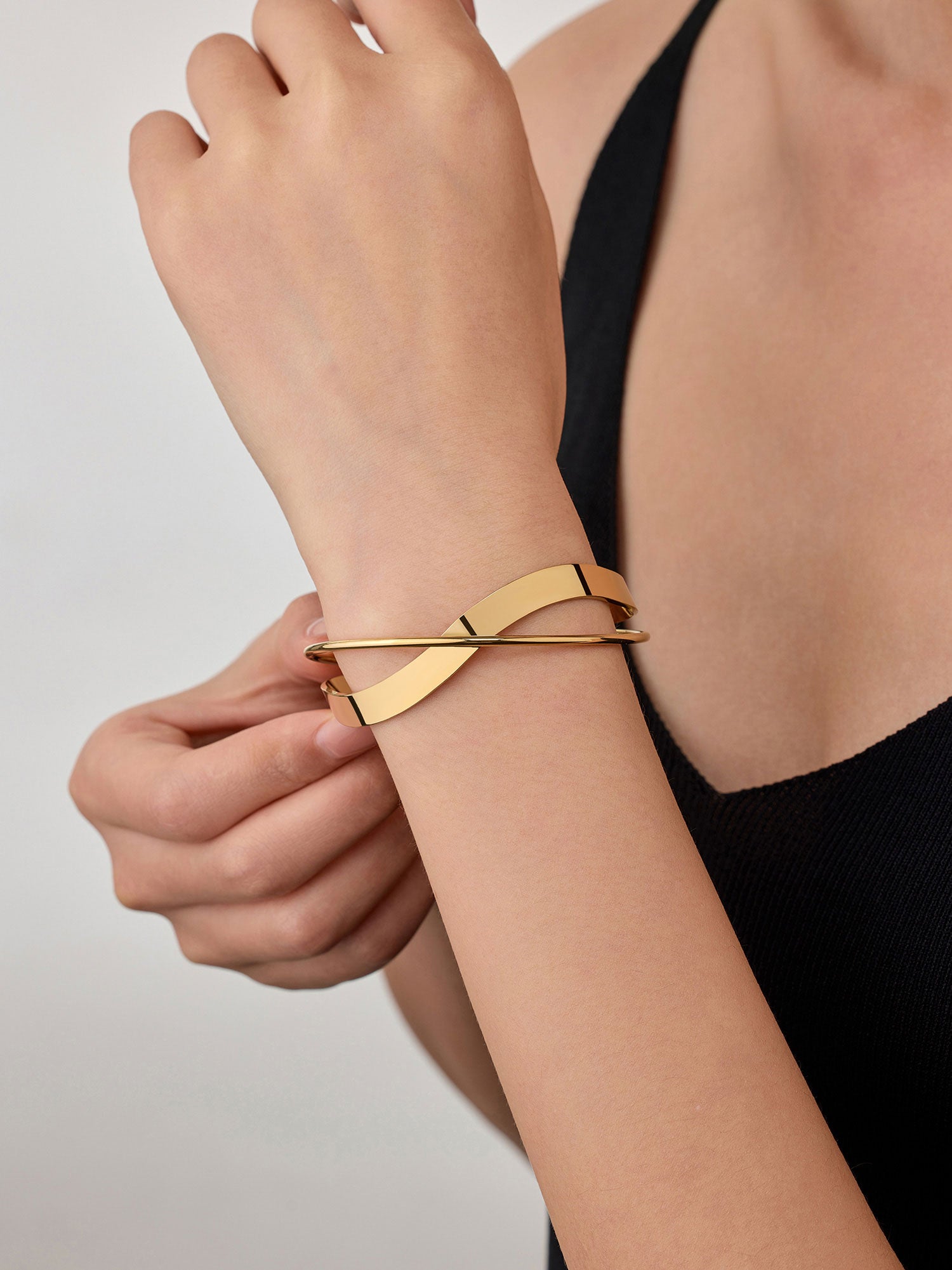 Braceletes Virelle Dupla Entrelaçada Dourado