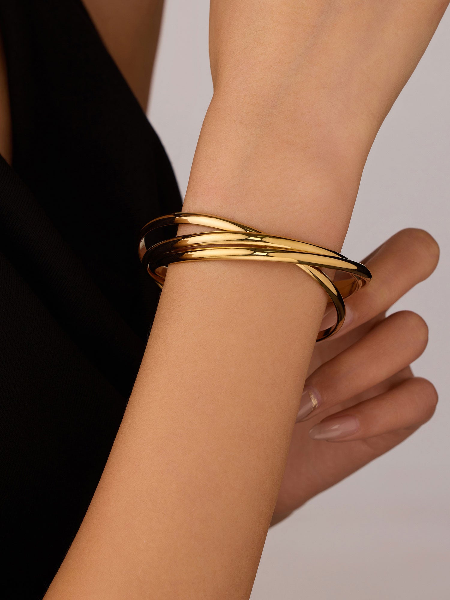Bracelete triplo Iria liso dourado