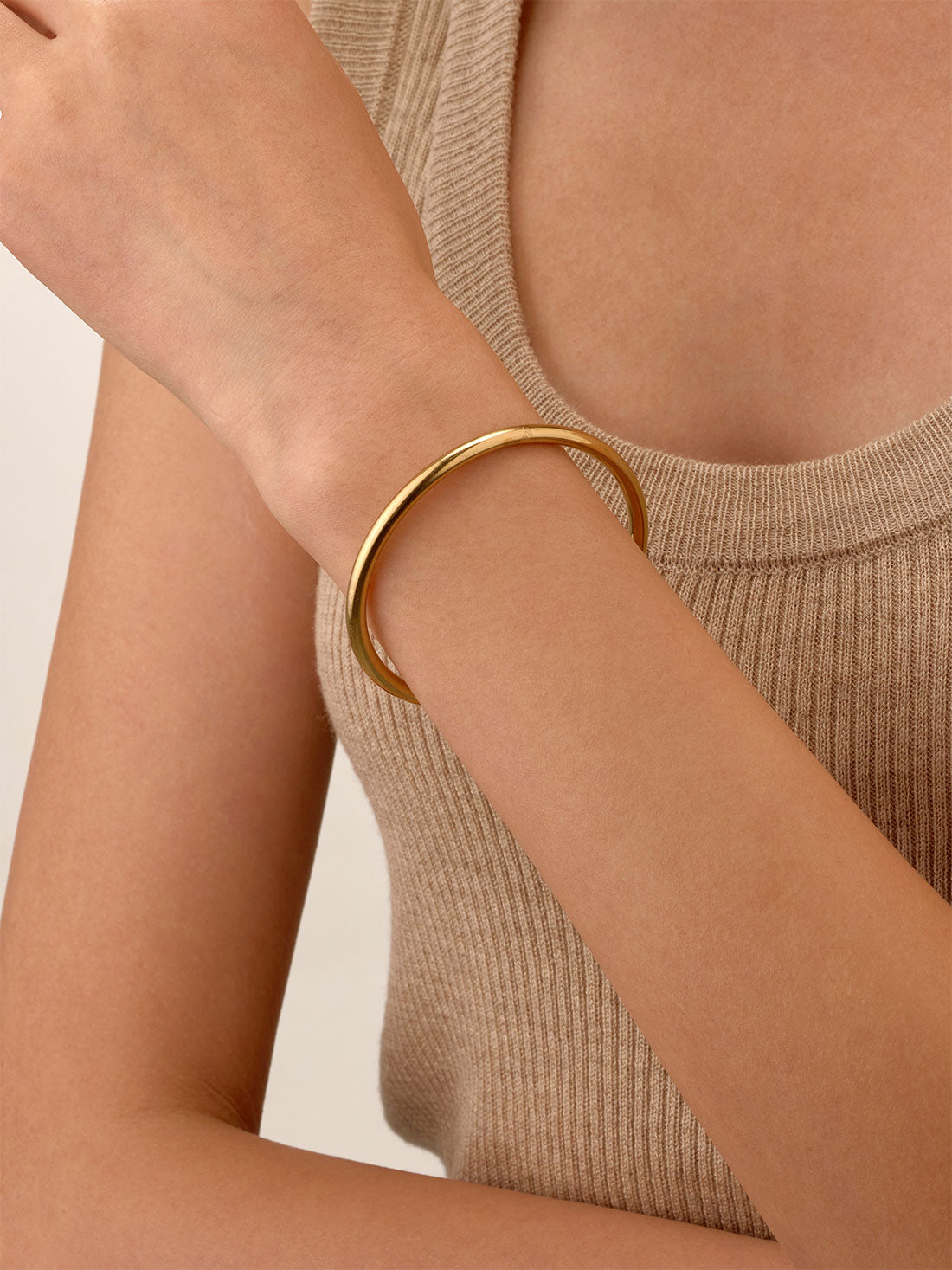Bracelete Navela 4 mm Dourado