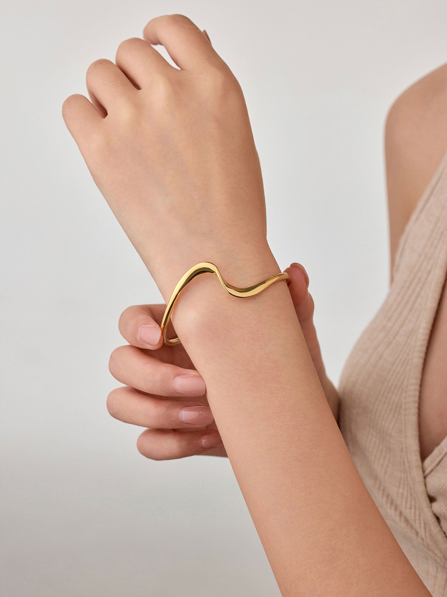 Braceletes Aven Simples Dourado