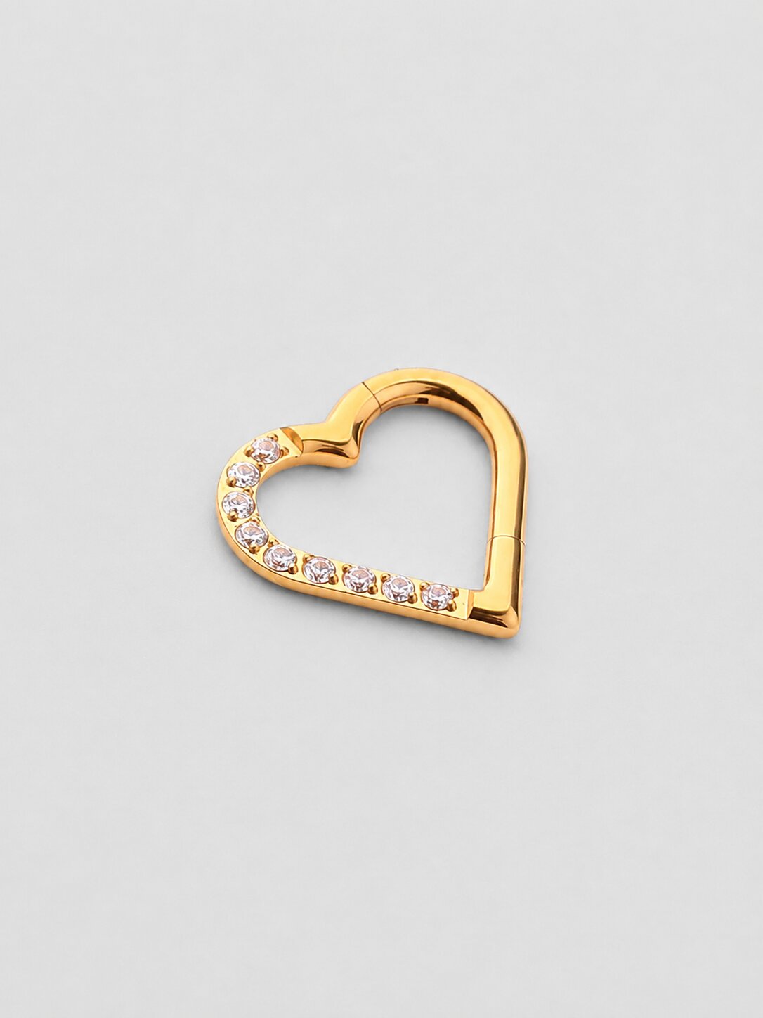 Piercing de Orelha Mara Dourado Coração