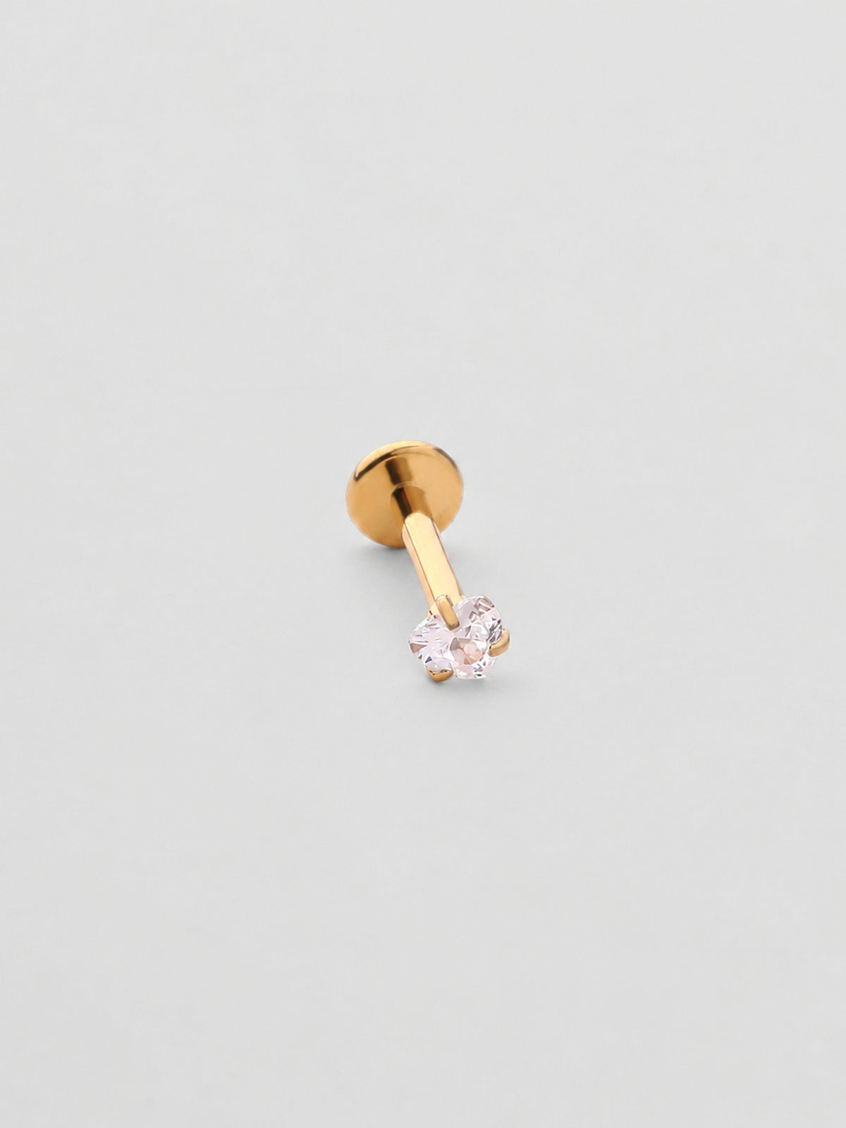 Piercing de Orelha Cora Dourado Coração
