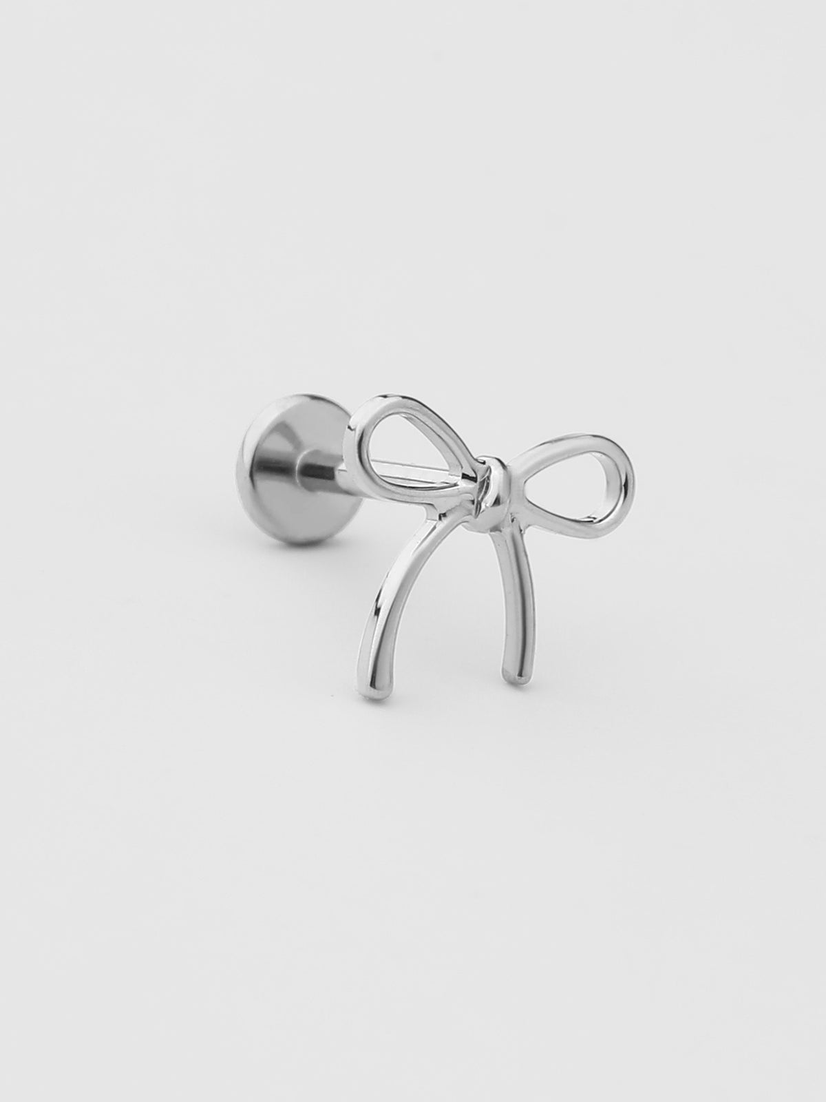 Piercing de Orelha Fiona Prateado Laço