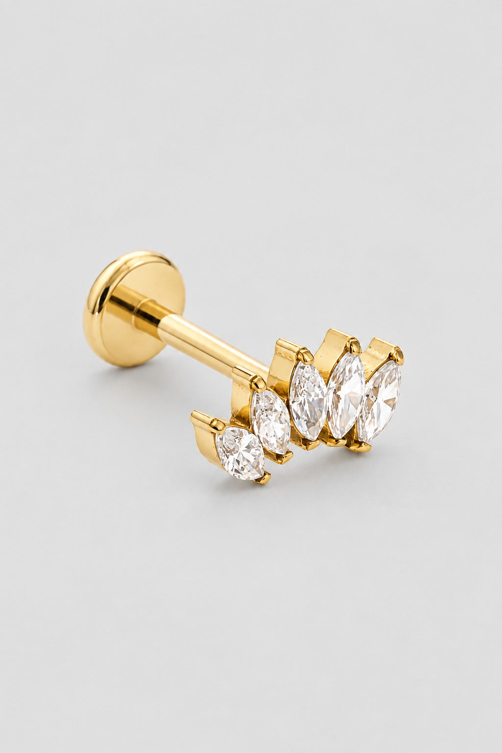 Piercing de Orelha Narelle Dourado